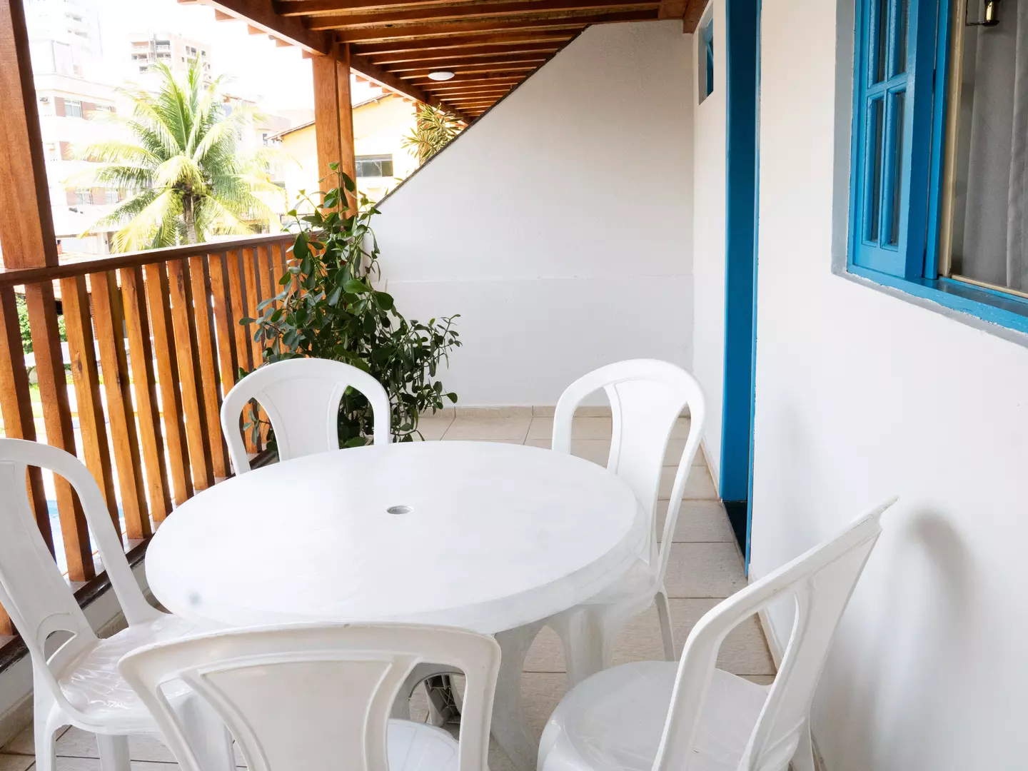 Foto da Suíte Tripla Frente Piscina